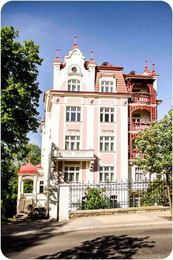 Apartmán Vila Bayer Karlovy Vary Exterior foto